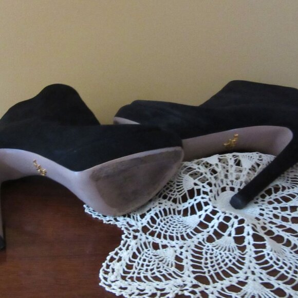 Prada Calzature Donna Open Toe Black Suede High Heel Booties in Size 39 or 8 US - Picture 8 of 8